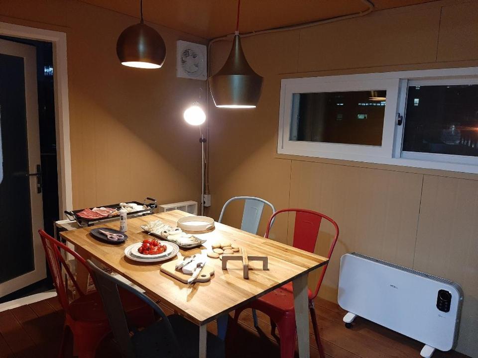 Mapo Rooftop Camping House Seoul Eksteriør billede